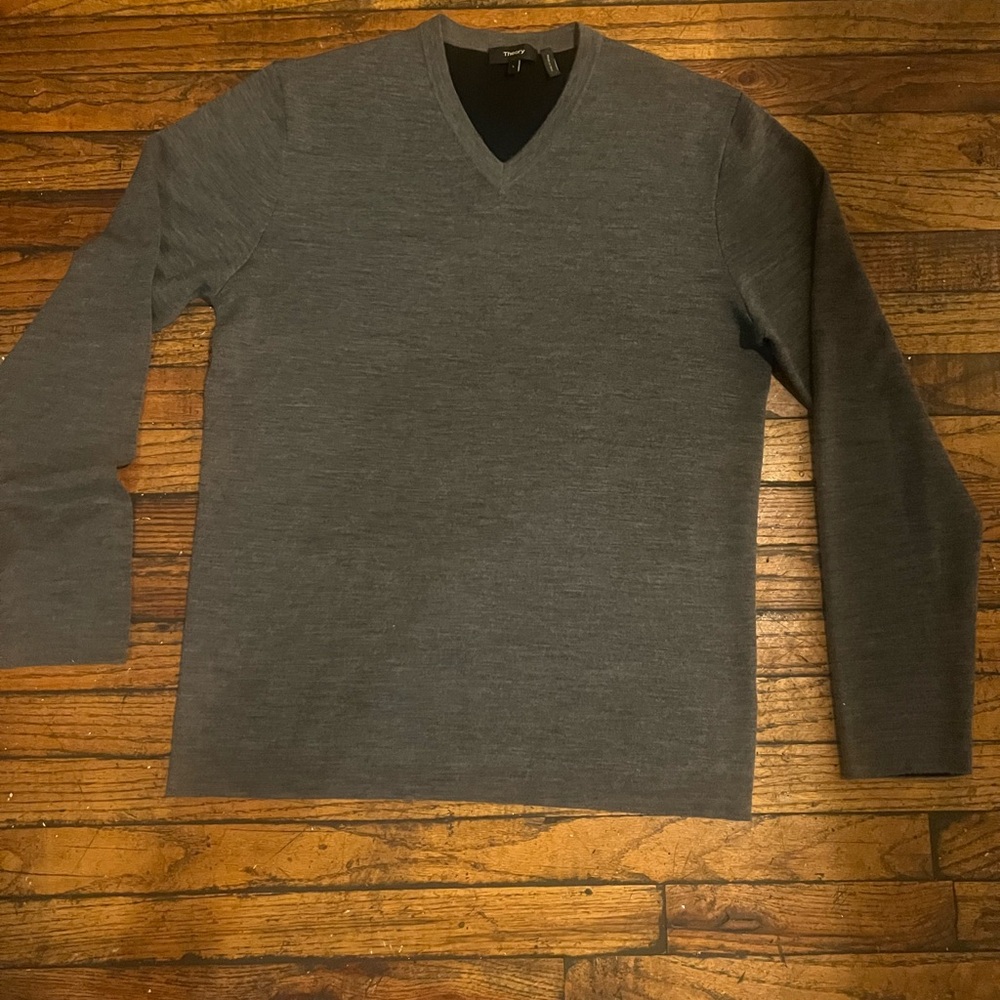 Theory Charcoal Double layered V-Neck Sweater Size Large pre owned